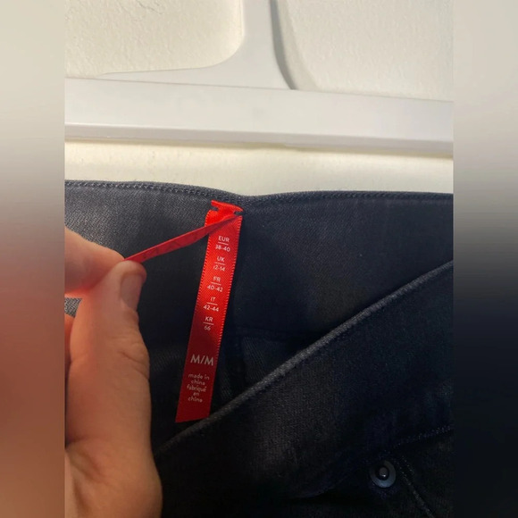 Spanx|| Vintage Distressed Ankle Skinny Jeans In Black Size Medium - Picture 7 of 10